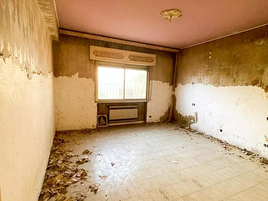Immagine 14 di Villa in vendita  a Palermo