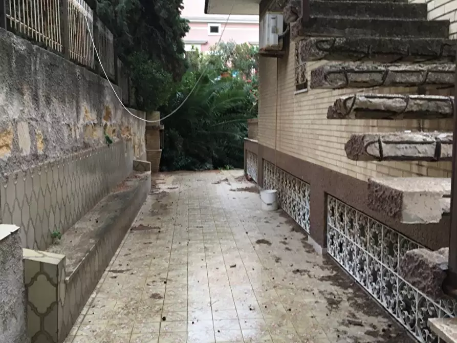 Immagine 10 di Villa in vendita  a Palermo