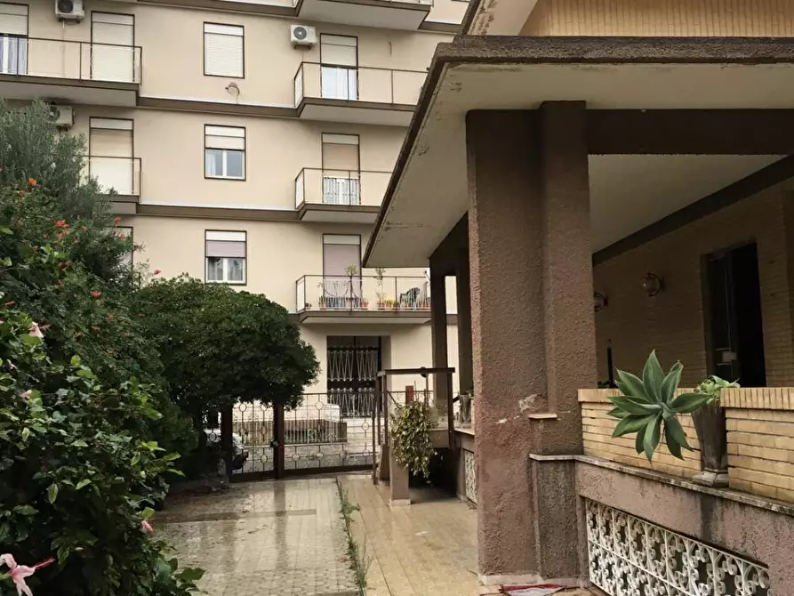 Immagine 8 di Villa in vendita  a Palermo