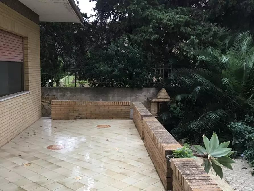 Immagine 3 di Villa in vendita  a Palermo