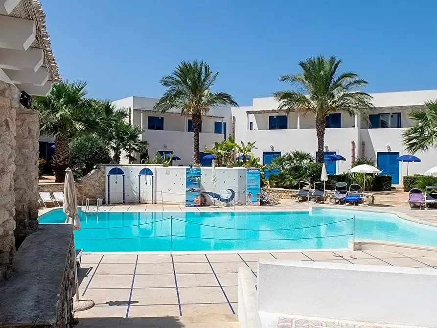Immagine 13 di Appartamento in vendita  a Favignana