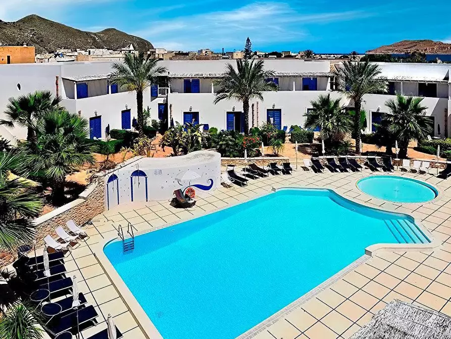 Immagine 9 di Appartamento in vendita  a Favignana