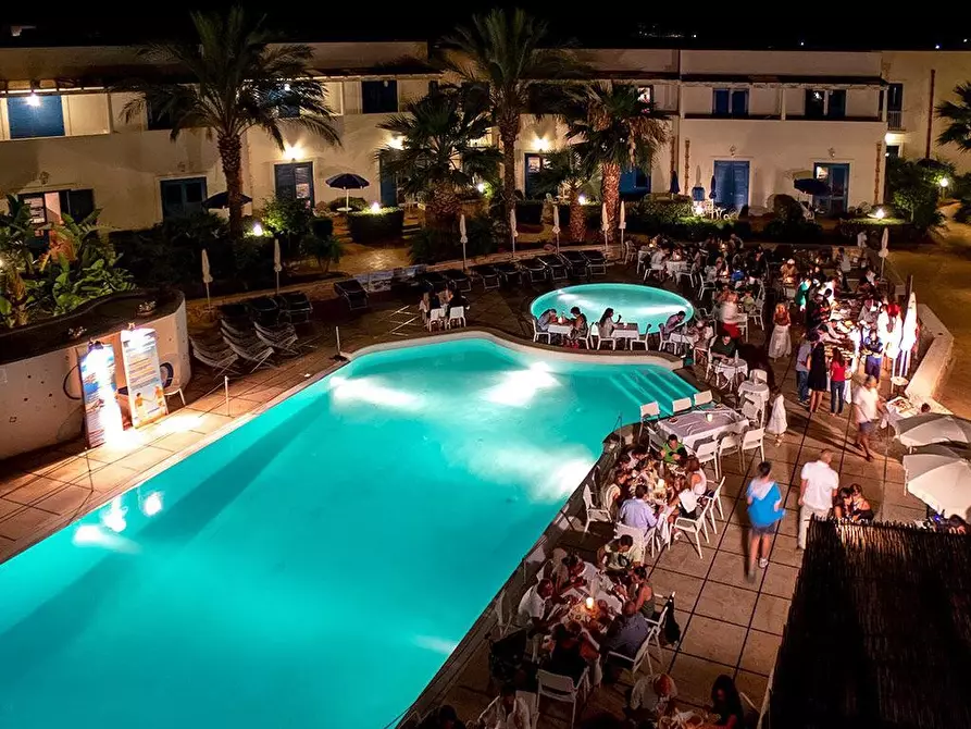 Immagine 11 di Appartamento in vendita  a Favignana