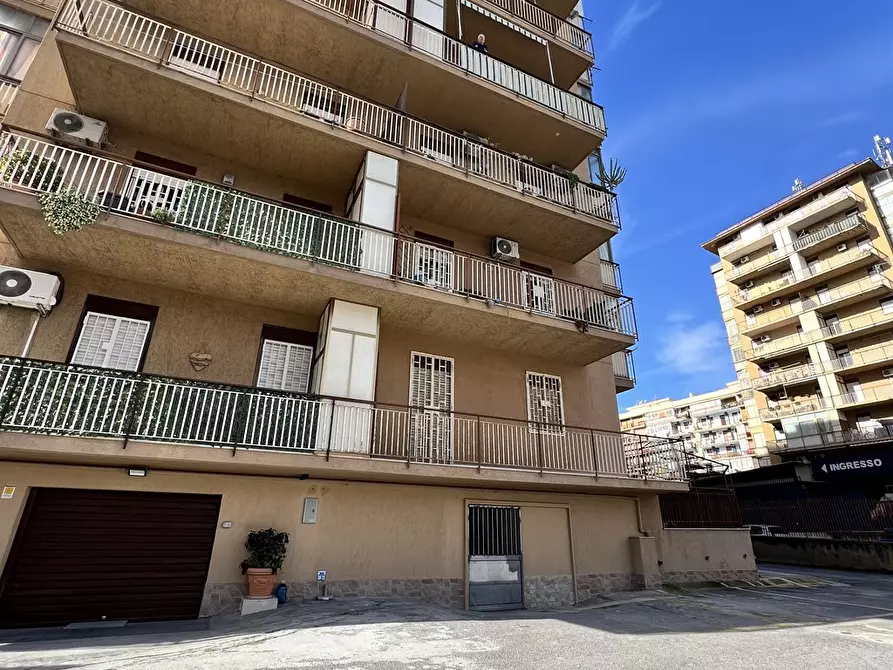 Immagine 8 di Garage in vendita  a Palermo