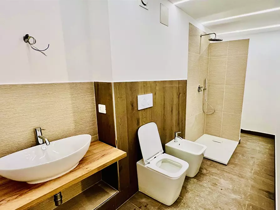 Immagine 9 di Appartamento in vendita  a Palermo