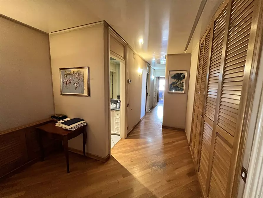 Immagine 13 di Appartamento in vendita  a Palermo