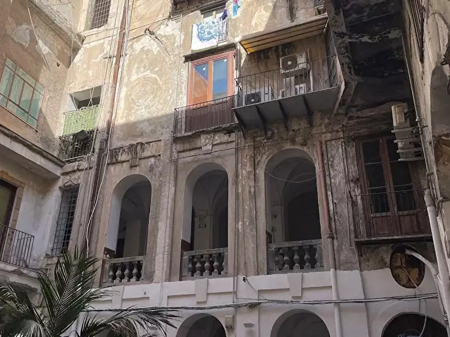 Immagine 14 di Appartamento in vendita  a Palermo