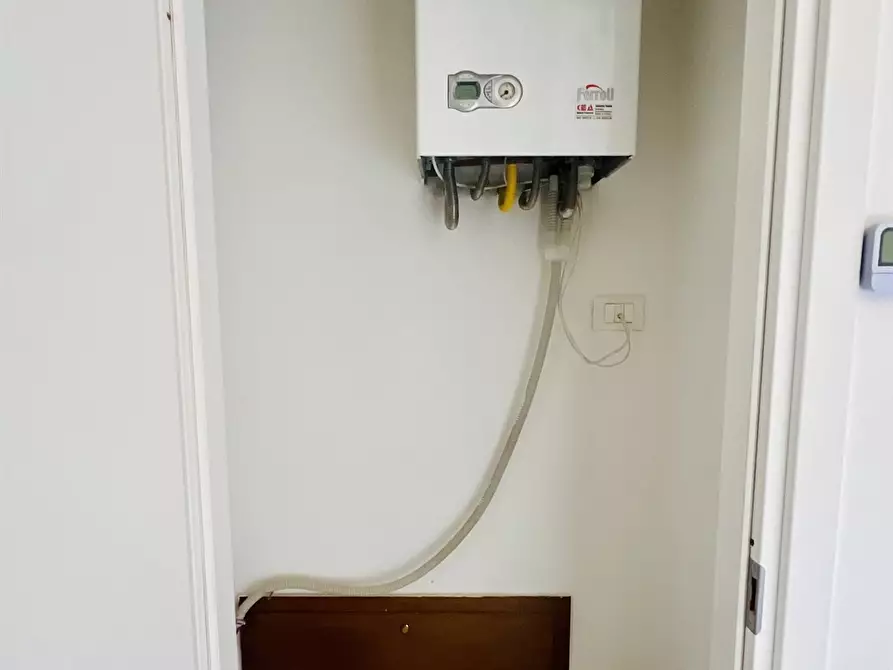 Immagine 18 di Villa in affitto  a Palermo