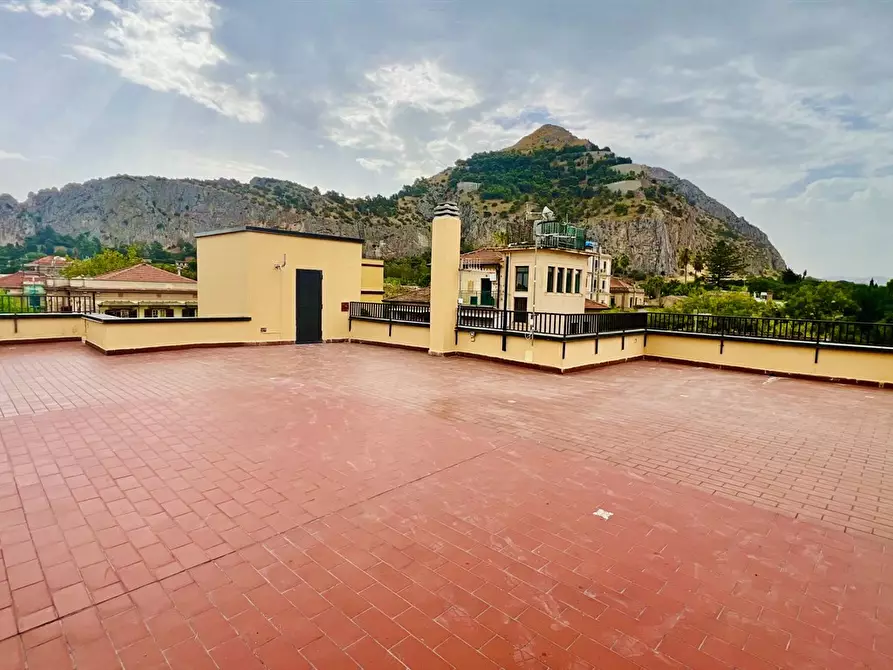 Immagine 7 di Villa in affitto  a Palermo