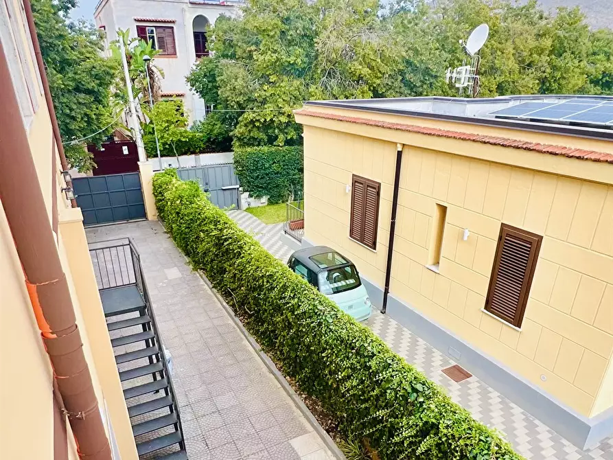 Immagine 8 di Villa in affitto  a Palermo