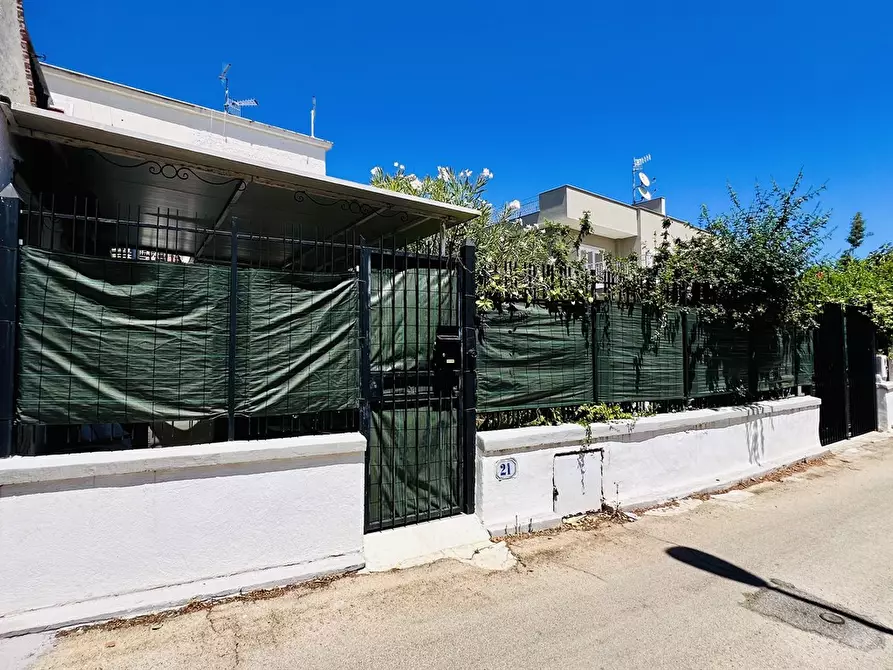 Immagine 1 di Casa indipendente in affitto  a Palermo