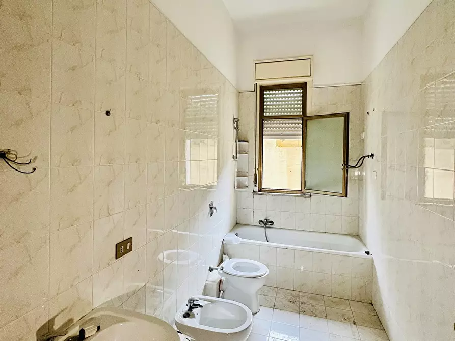 Immagine 4 di Appartamento in vendita  a Palermo