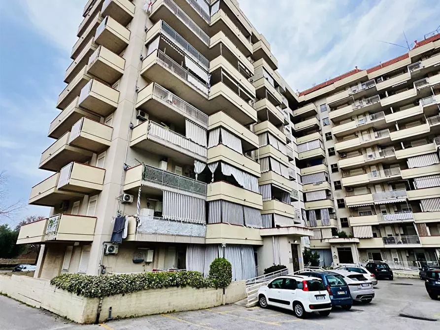 Immagine 1 di Ufficio in vendita  a Palermo