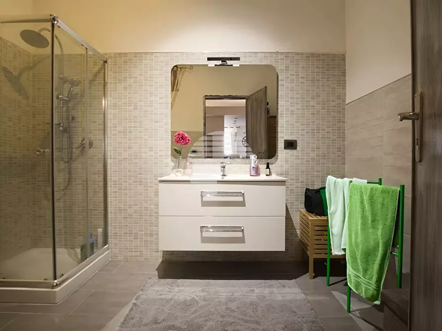 Immagine 10 di Casa indipendente in vendita  a Bagheria