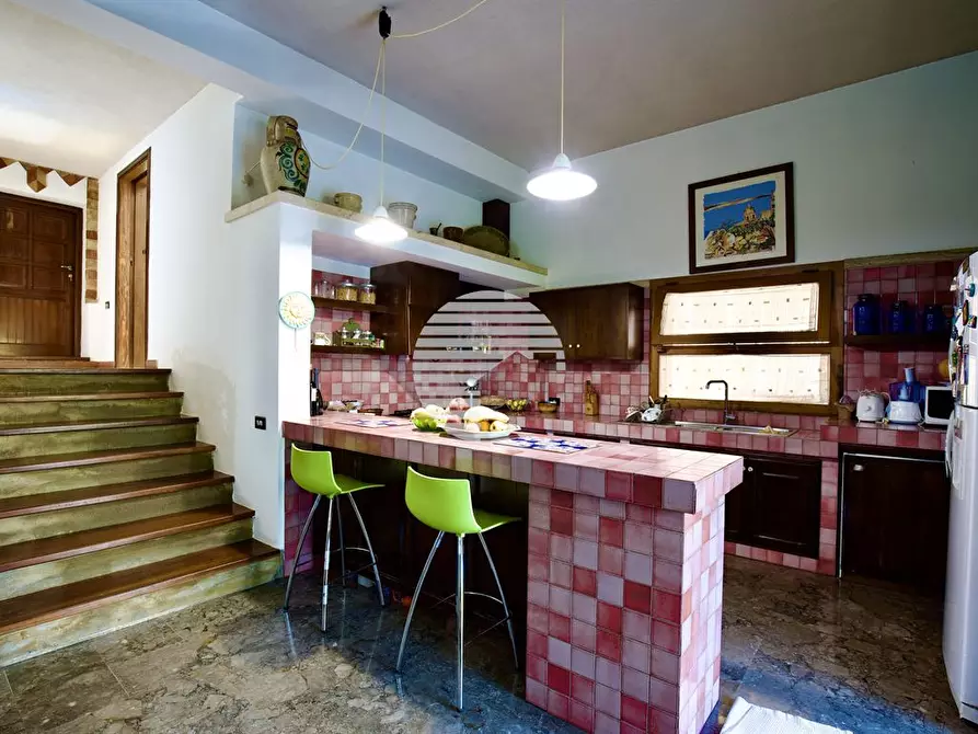 Immagine 8 di Villa in vendita  a Torretta