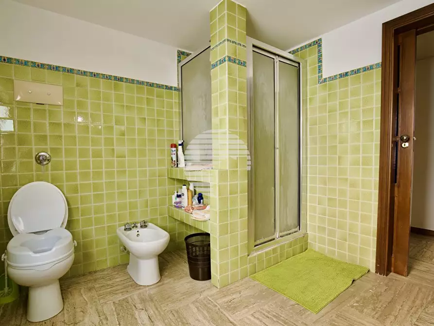 Immagine 18 di Villa in vendita  a Torretta