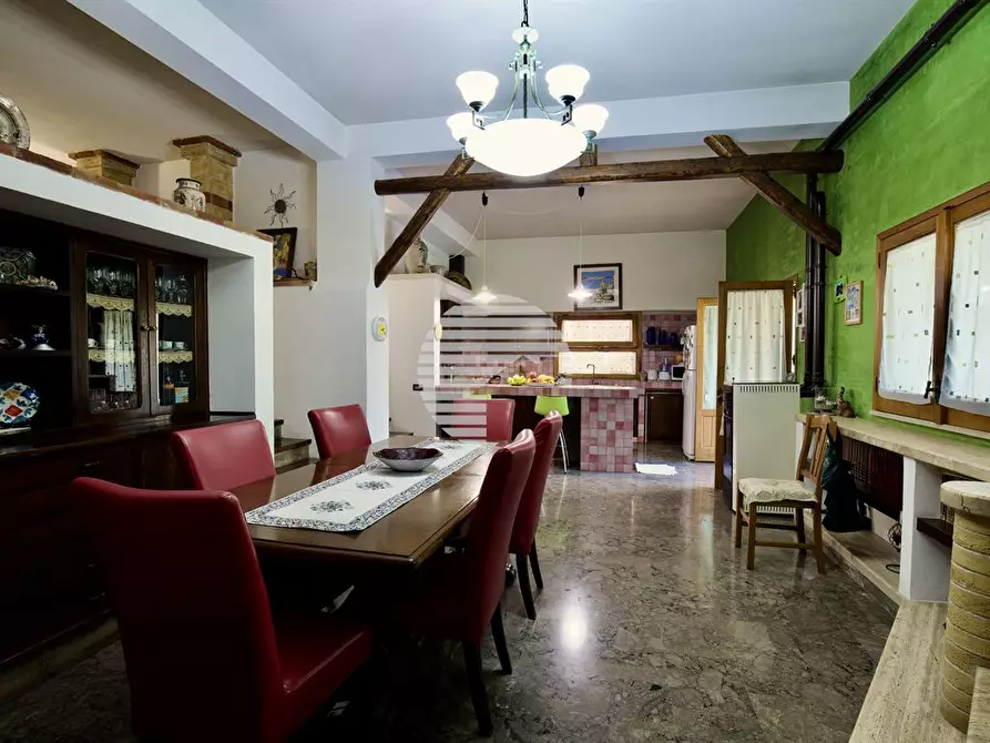 Immagine 7 di Villa in vendita  a Torretta