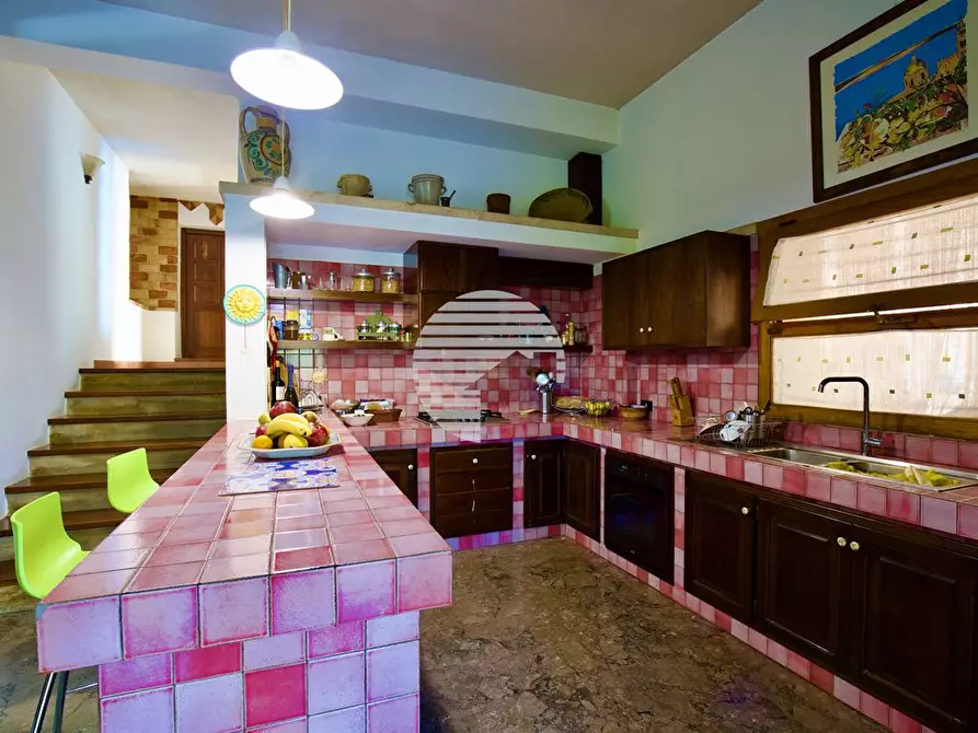 Immagine 10 di Villa in vendita  a Torretta