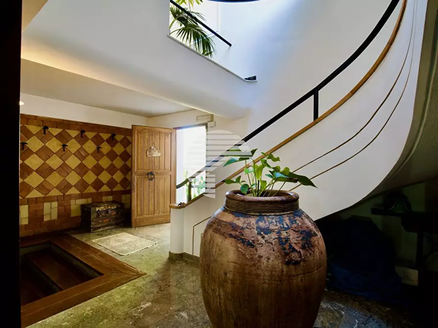 Immagine 14 di Villa in vendita  a Torretta