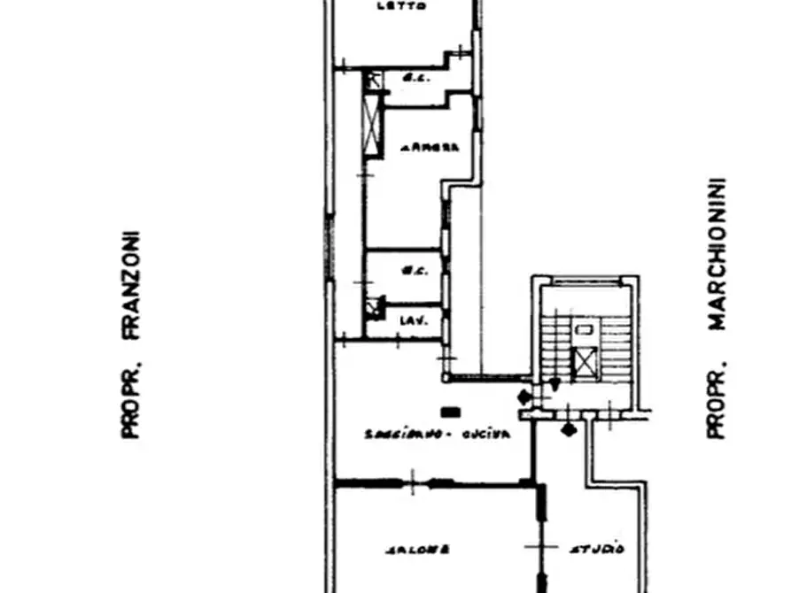 Immagine 18 di Appartamento in vendita  a Palermo