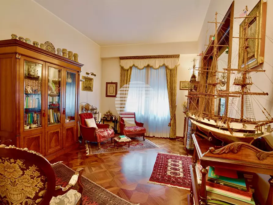 Immagine 3 di Appartamento in vendita  a Palermo