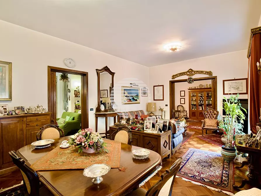 Immagine 5 di Appartamento in vendita  a Palermo