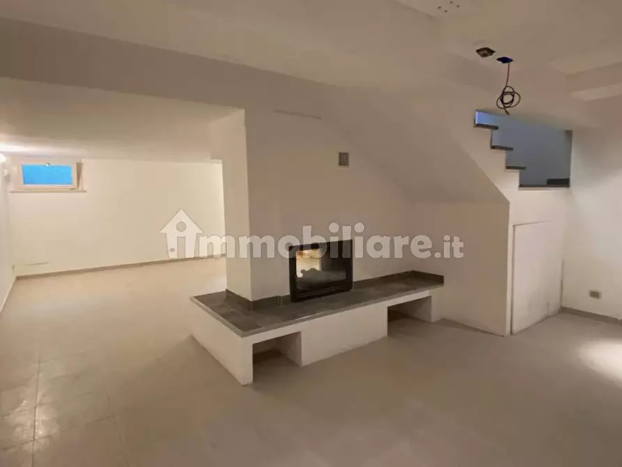 Immagine 35 di Villa in vendita  a Capannori