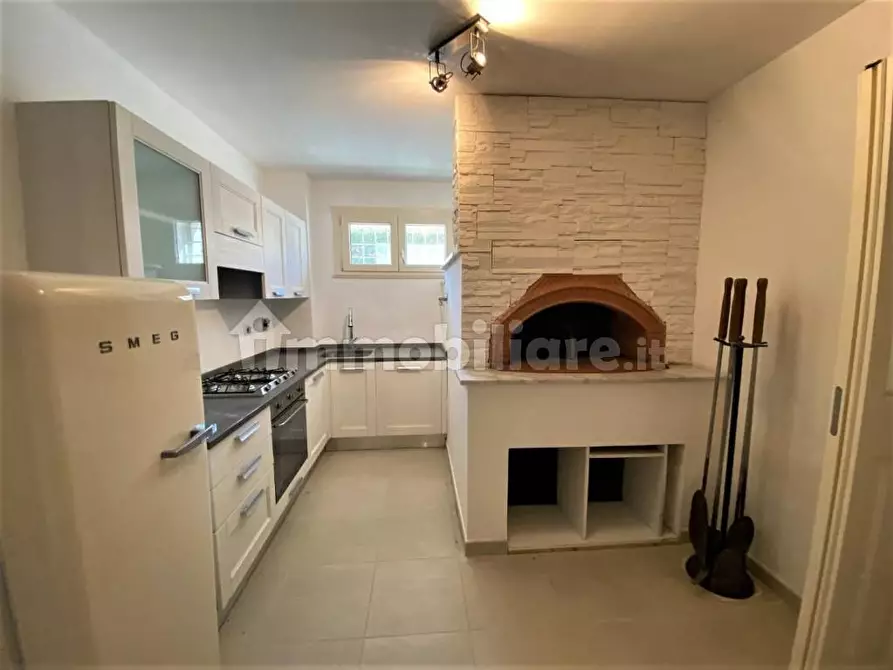 Immagine 29 di Villa in vendita  a Capannori