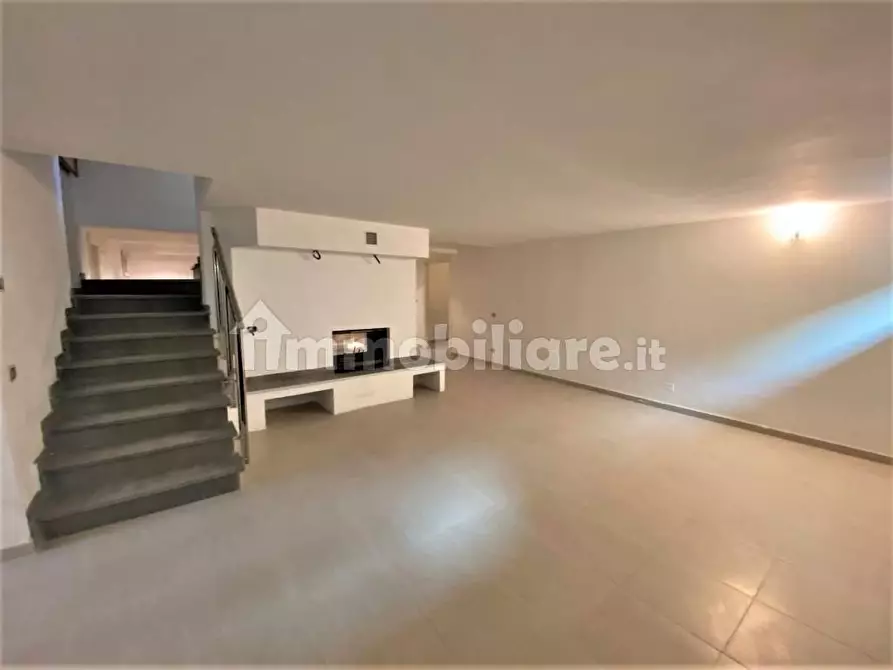 Immagine 32 di Villa in vendita  a Capannori