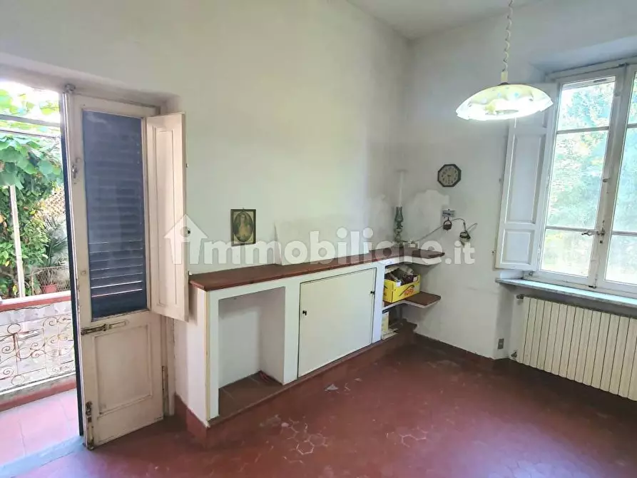 Immagine 7 di Casa bifamiliare in vendita  a Lucca