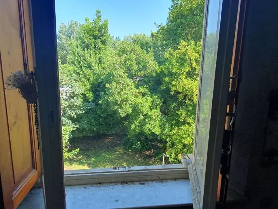 Immagine 33 di Casa bifamiliare in vendita  a Lucca