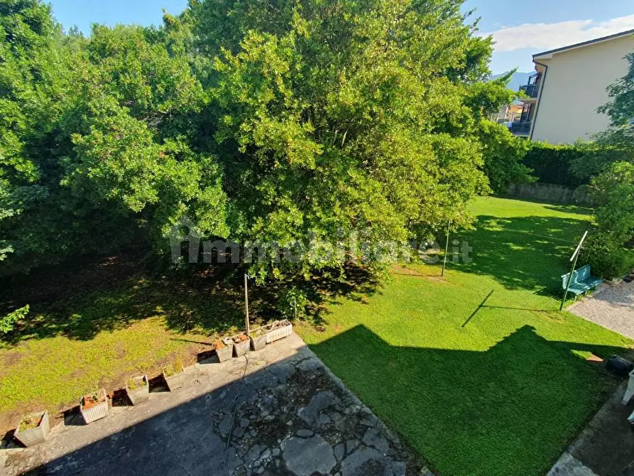 Immagine 35 di Casa bifamiliare in vendita  a Lucca