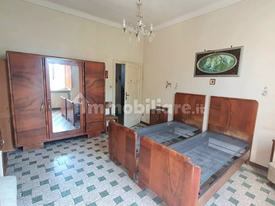 Immagine 25 di Casa bifamiliare in vendita  a Lucca
