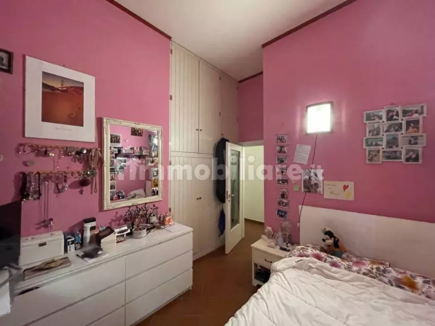 Immagine 20 di Appartamento in vendita  a Lucca