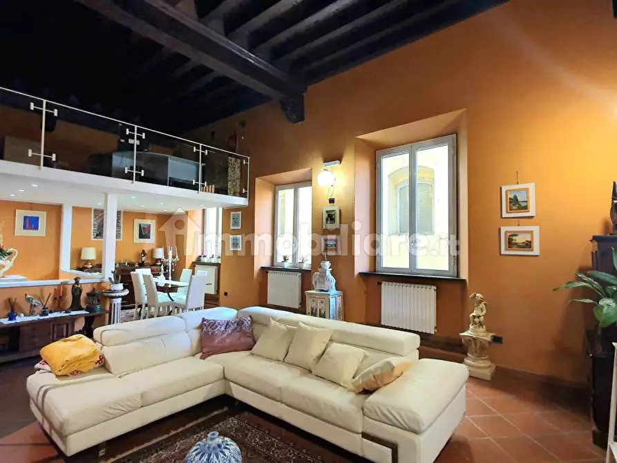 Immagine 3 di Appartamento in vendita  a Lucca