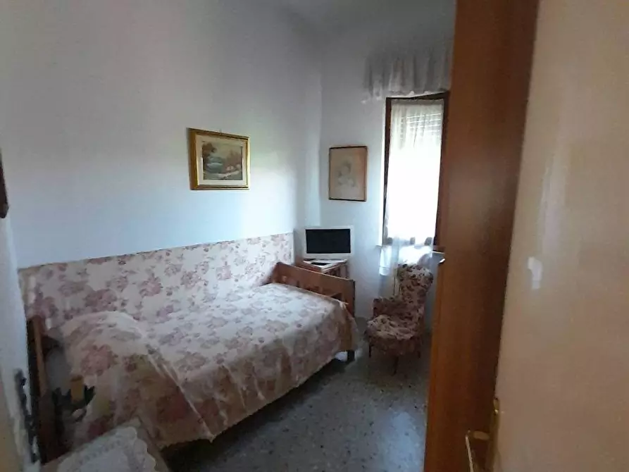 Immagine 13 di Villa in vendita  a Forte Dei Marmi