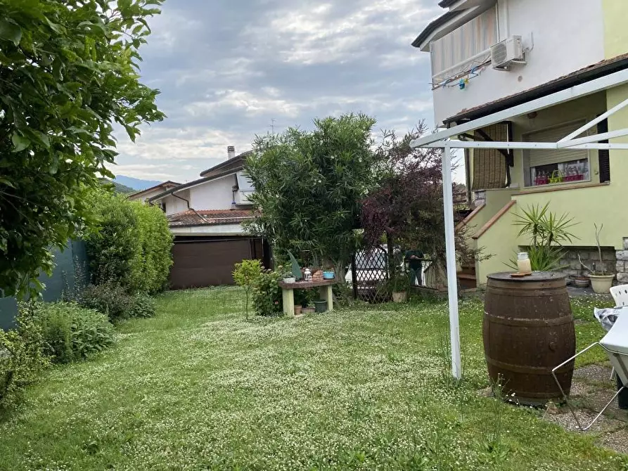 Immagine 6 di Villa in vendita  a Pietrasanta