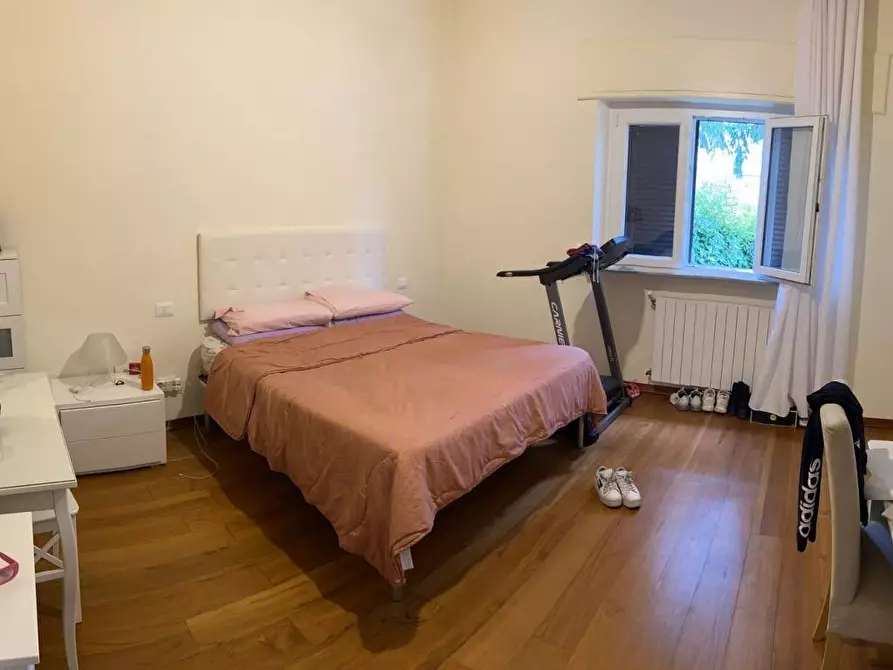 Immagine 14 di Villa in vendita  a Pietrasanta