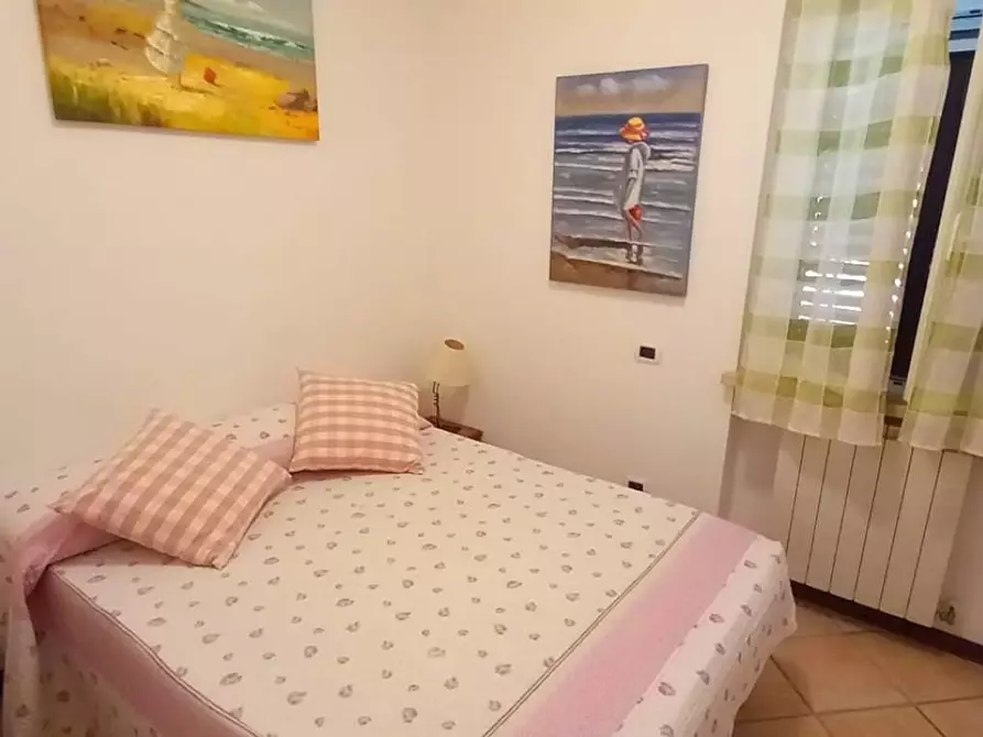 Immagine 28 di Villa in vendita  a Pietrasanta