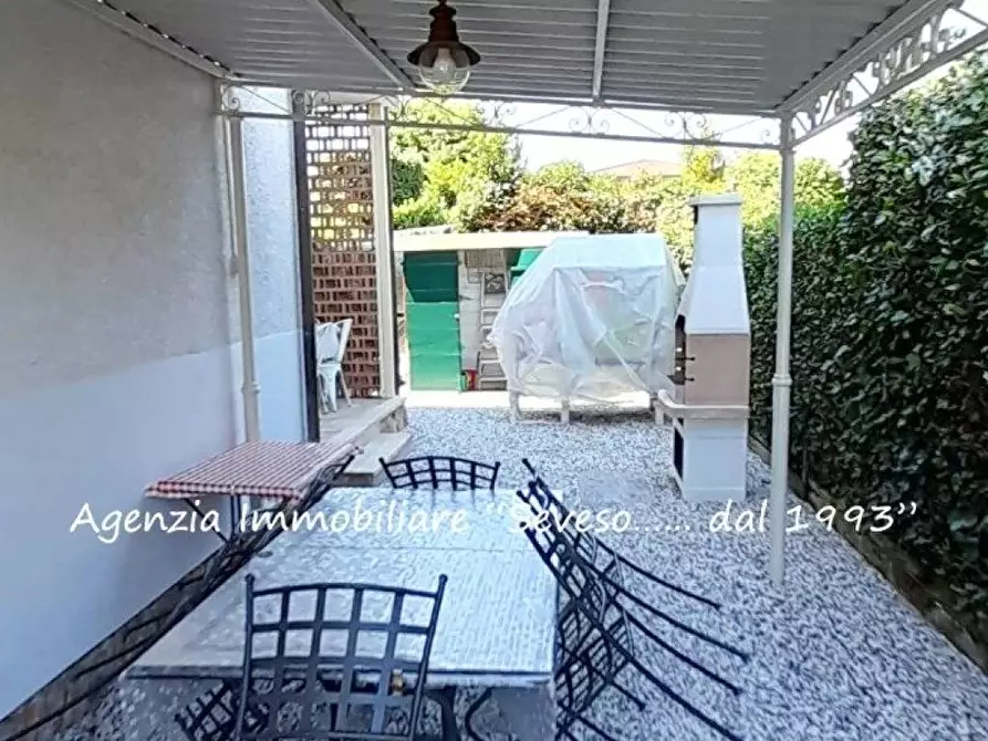 Immagine 13 di Villa in affitto  a Pietrasanta