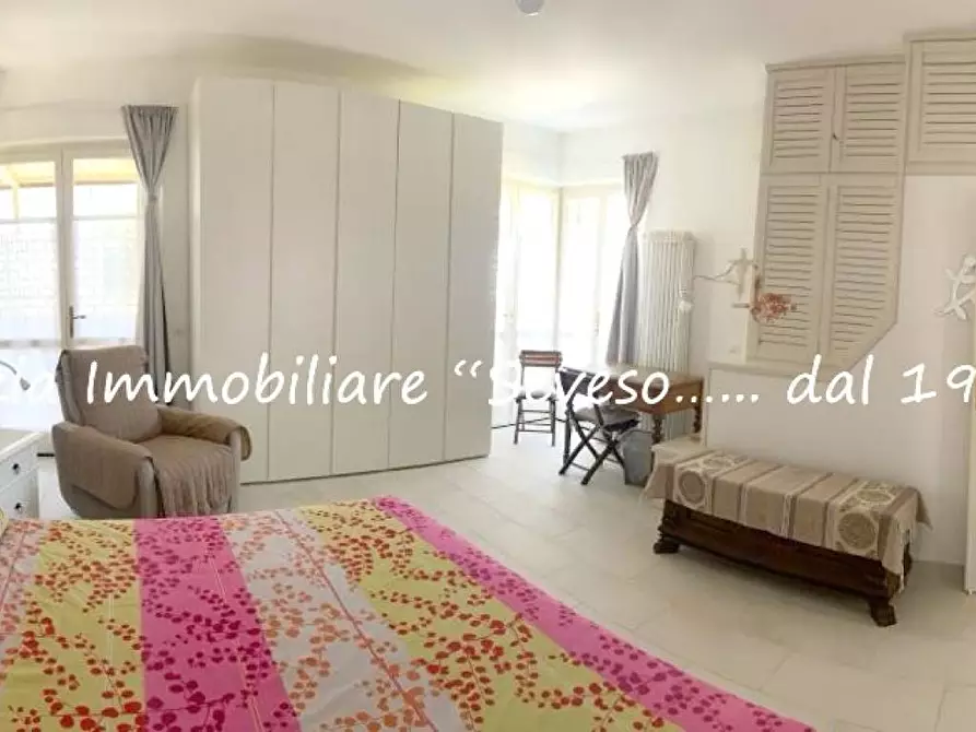 Immagine 17 di Villa in affitto  a Pietrasanta