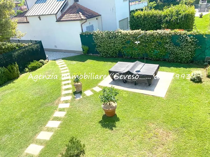 Immagine 3 di Villa in affitto  a Pietrasanta