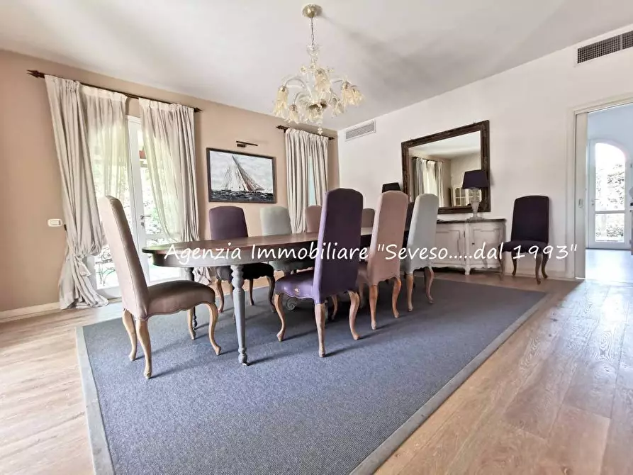Immagine 10 di Villa in affitto  a Forte Dei Marmi