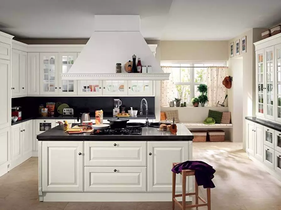 Immagine 8 di Villa in vendita  a Forte Dei Marmi