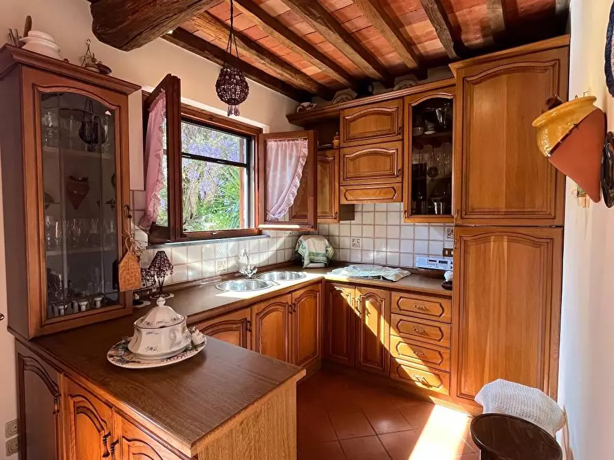 Immagine 34 di Rustico / casale in vendita  a Pietrasanta