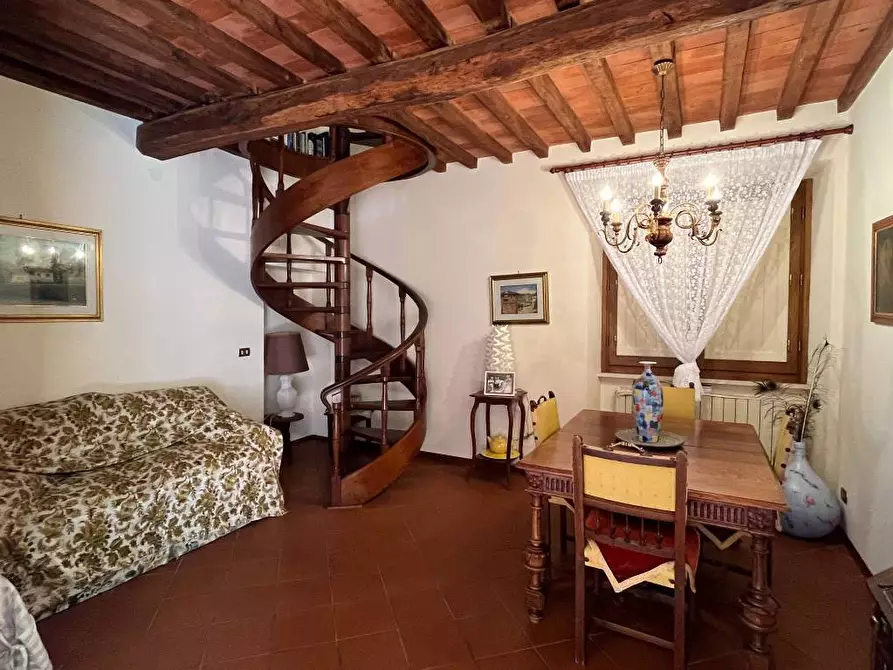 Immagine 4 di Rustico / casale in vendita  a Pietrasanta