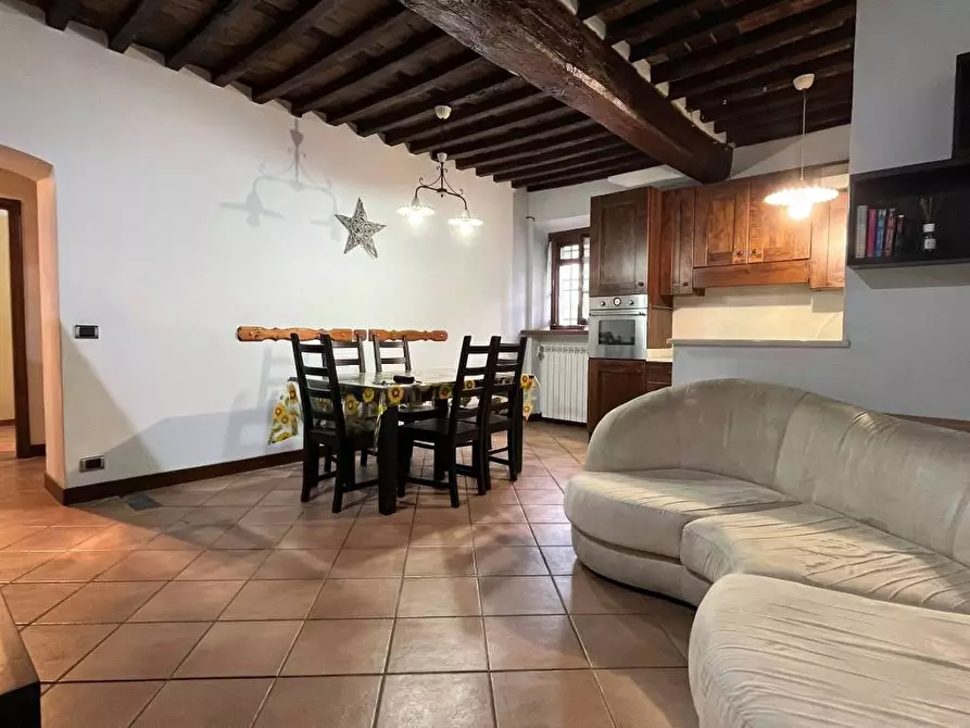 Immagine 12 di Appartamento in vendita  a Seravezza