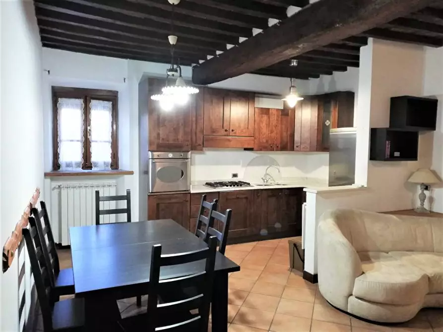 Immagine 11 di Appartamento in vendita  a Seravezza