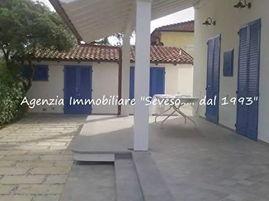Immagine 8 di Villa in affitto  a Pietrasanta