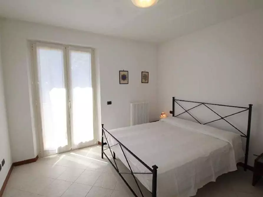 Immagine 16 di Villa in affitto  a Pietrasanta